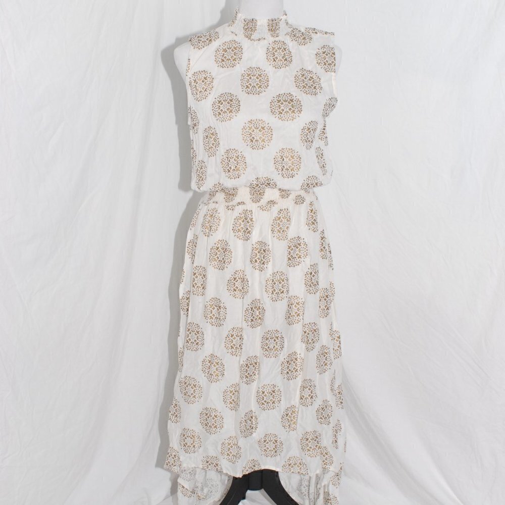 Retro Look Midi Dress Mock Neck Cassie's Medium White Gold Sleeveless Floral GUC